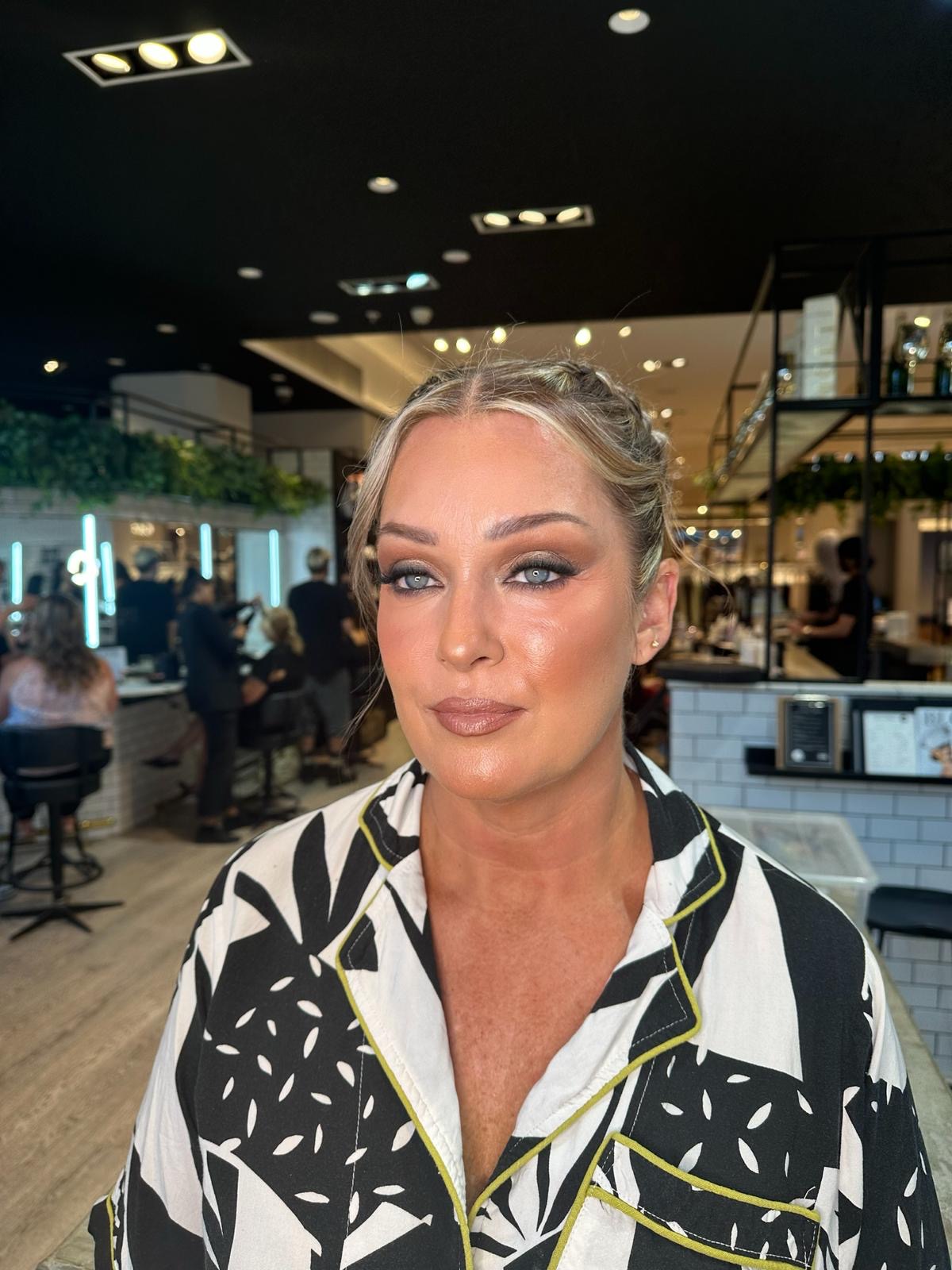 Soft glam for the wedding rehearsal, smokey eye and a nude lip